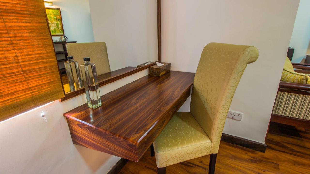 Pearl Royal Hotel, Colombo Extérieur photo